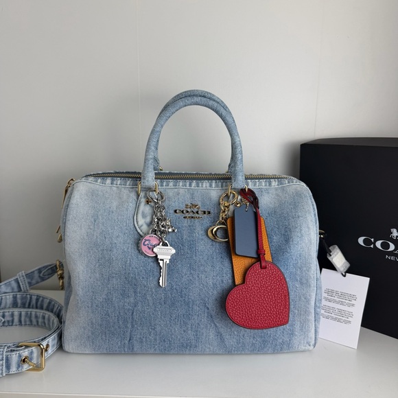 NWT Coach Rowan Large Satchel Bag In Loved Denim With Charms - Picture 3 of 16